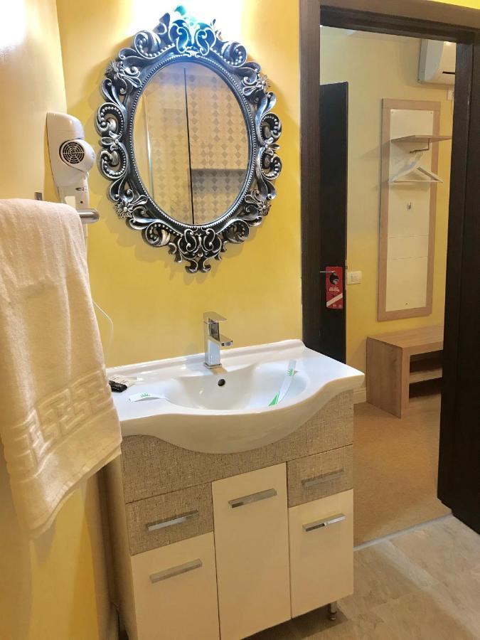 Vila 18 Hotel Boutique Βουκουρέστι Εξωτερικό φωτογραφία